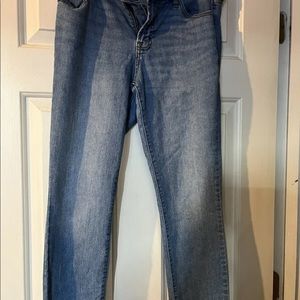 Old navy size 8 mid rise super skinny jeans